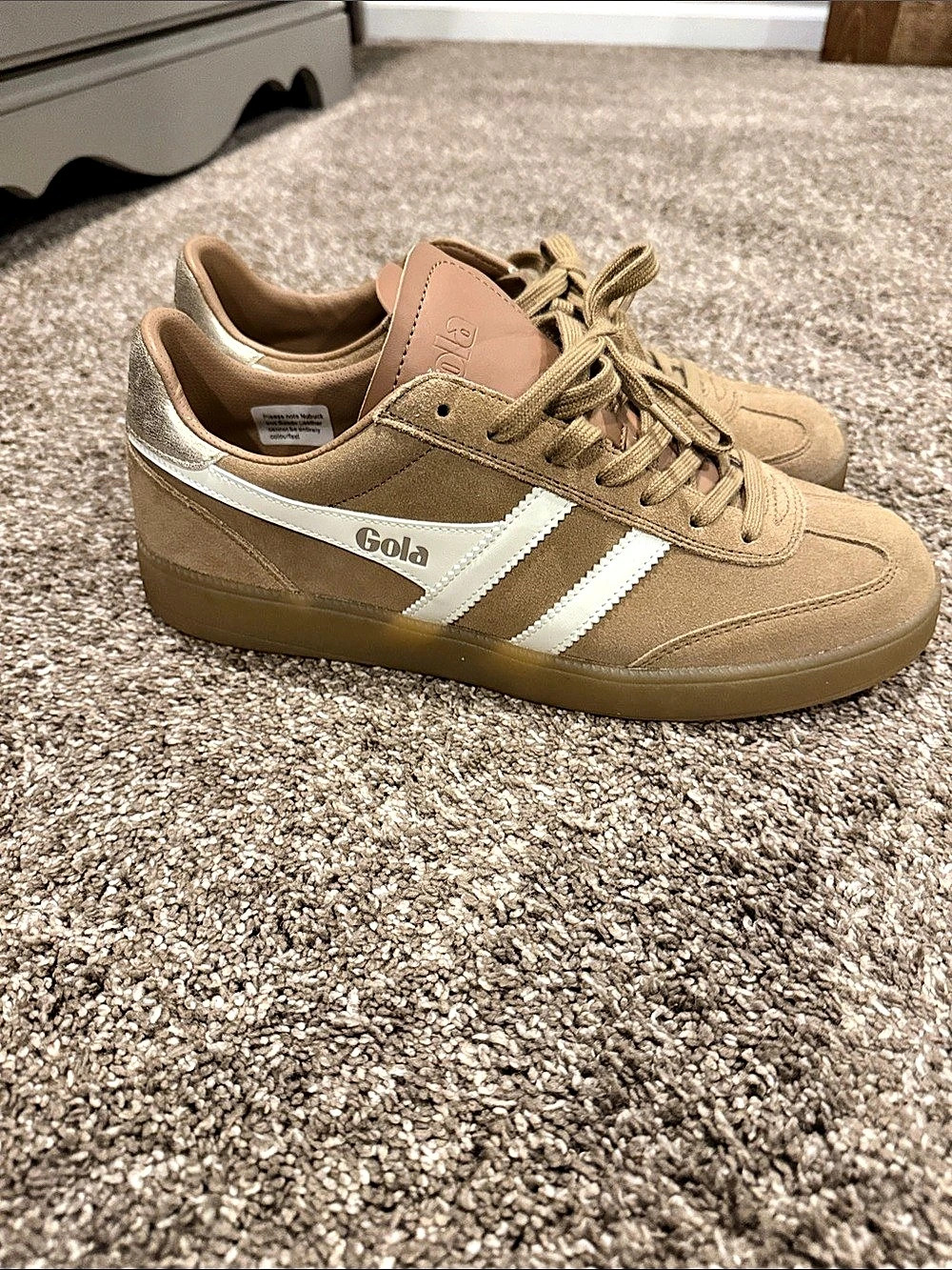 NEW! Gola Viper Sneakers Women’s US 11